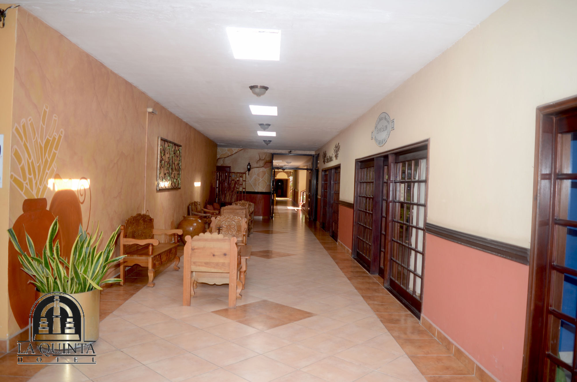 Hotel La Quinta La Ceiba Buitenkant foto